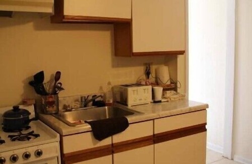 Hollins House | Experience Hollins charm near Hollins University