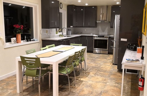 Sedro-Woolley House | Experience lake life! Beachfront 3BR, steps from a private beach.