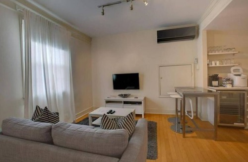 Uptown Historic District Apartment | Experience living in the heart of beautiful Uptown New Orleans!