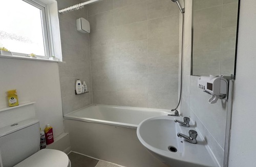 Downham House | Experience London with Easy