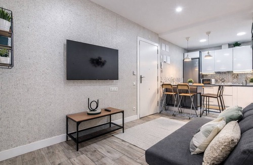 Pacifico Apartment | Experience Madrid from Retiro’s Heart