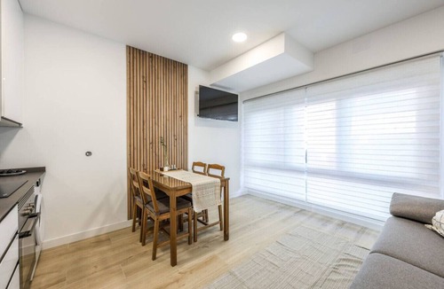 Colonia de la Prensa Apartment | Experience Madrid Like a Local – New Apartment