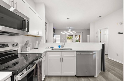 Crystal Cove House | Experience May like never before. Book now and receive a personalized gift plus special cleaning discounts!