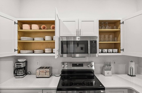 Crystal Cove House | Experience May like never before. Book now and receive a personalized gift plus special cleaning discounts!