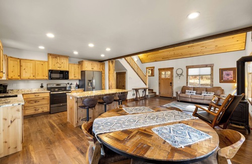 Bigfork Resort | Experience Montana Cabins - 9 homes on 15 acres