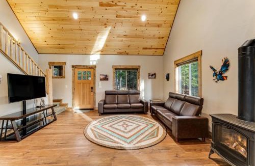 Bigfork House | Experience Montana Cabins - Eagle's Nest #9