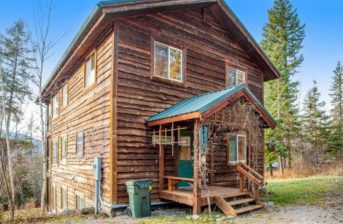 Bigfork House | Experience Montana Cabins - Full Property
