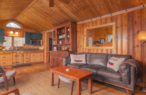 McMurrich/Monteith Cottage | Experience Muskoka in our dog friendly cottage with 2 beautiful A-frame bunkies