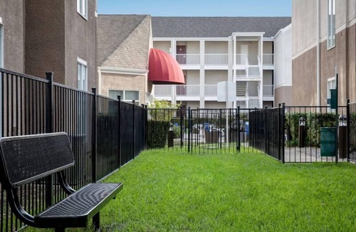 Dallas Apartment | Experience North Dallas' Best! Fully-Equipped Kitchen, Free Breakfast, Pool