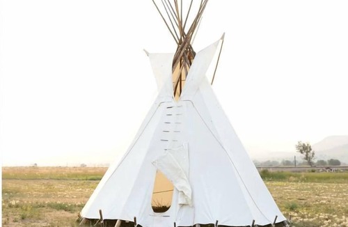 Fort Washakie RV Rental | Experience Pet-Friendly Perfection: Classic Tipi Glamping Near Wind River Mountains, WY