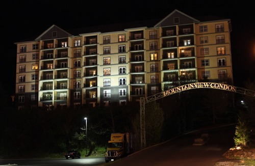 Pigeon Forge Condo | Experience Pigeon Forge near Titanic Museum