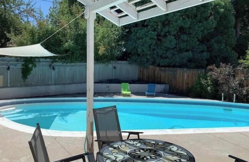 Old Southwest House | Experience Relaxation in Midtown Old SW W/Pool!