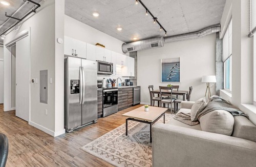 St. Petersburg Apartment | Experience St. Pete: Charming 1-Bed by Tropicana