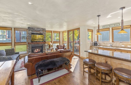 Telluride Condo | Experience Telluride this SUMMER! Book now