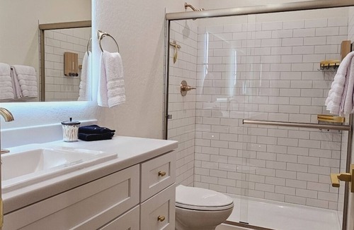 Snowflake Apartment | Experience the Charm and Adventure of Snowflake in this new and comfy apartment.