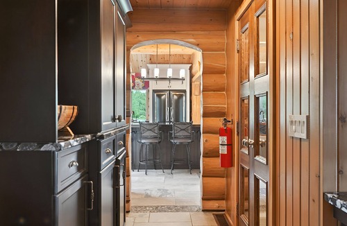 Saint-Rene Ski Chalet | Experience the Chasse-Gardée at L'Imperial