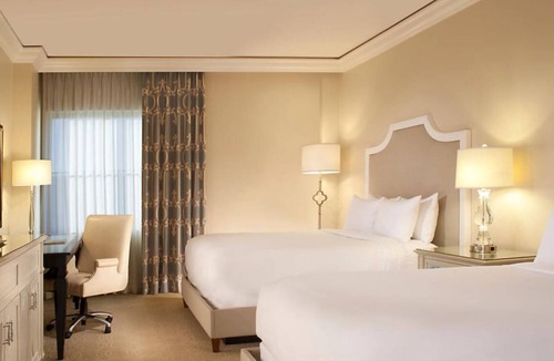 Wetmore Resort | Experience the Éilan Hotel & Spa in San Antonio