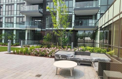 Innisfil Apartment | Experience the FIFA World Cup 2026 Friday Harbour
