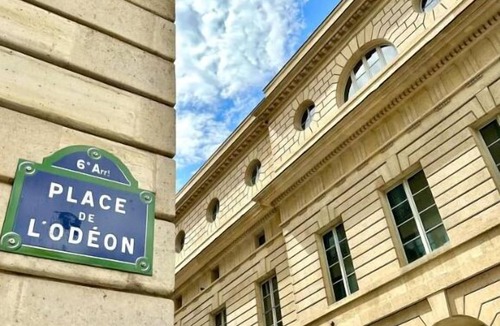 Odeon Apartment | EXPERIENCE THE GRANDEUR OF PARISIAN LIFE, IN AN ICONIC LOCATION – SAINT GERMAIN
