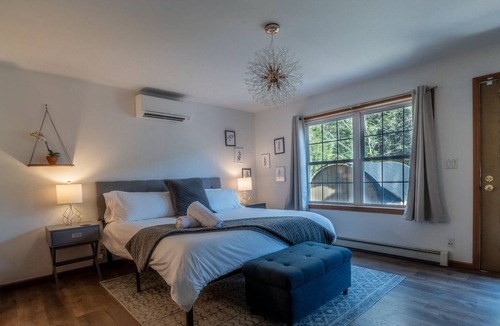 Parksville House | Experience The Great Escape