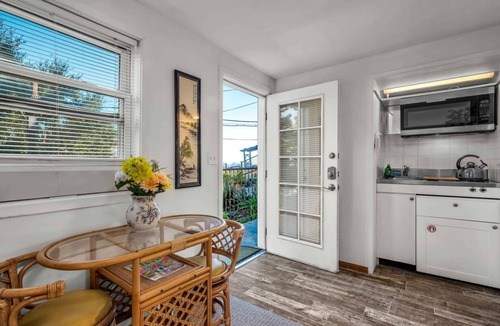 Hollywoodland House | Experience The Hollywood Hills Views