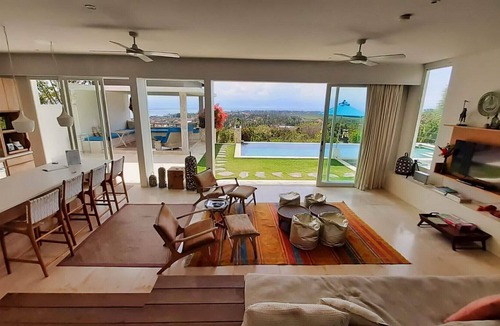 Jungut Batu Villa | Experience The Magic on Lembongan!