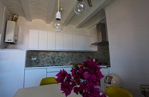 Portlligat House | Experience the sea (view) - holiday home with large garden & pool