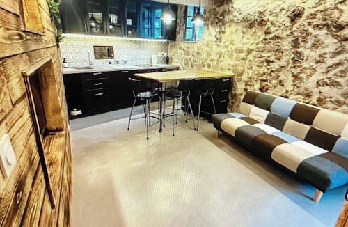 Coaraze Apartment | Experience the sweetness of Provence in this cocoon in Coaraze