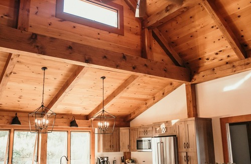 Falcon Lake Cottage | Explore Adventure Island