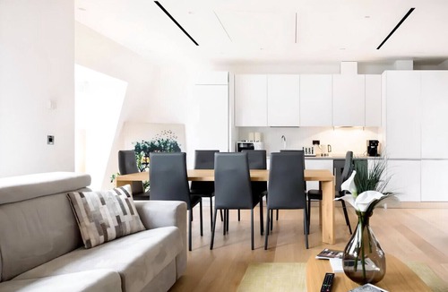 London City Centre Apartment | Explore Central London from a Luxurious Penthouse
