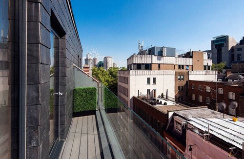 London City Centre Apartment | Explore Central London from a Luxurious Penthouse