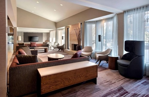Milford Hotel | Explore Downtown Boston! Three 1BR Suite, Pets Are Allowed, Indoor Pool!