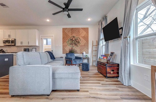 Northside House | Explore Houston! Pet-Friendly Home Near Downtown