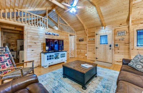 Cub Run House | Explore Mammoth Cave Cabin with Fire Pit and Grill!