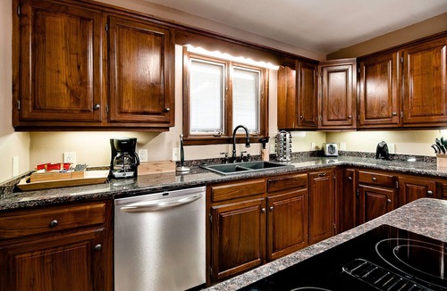 Huntsville House | Explore North West Arkansas with all the comforts of home