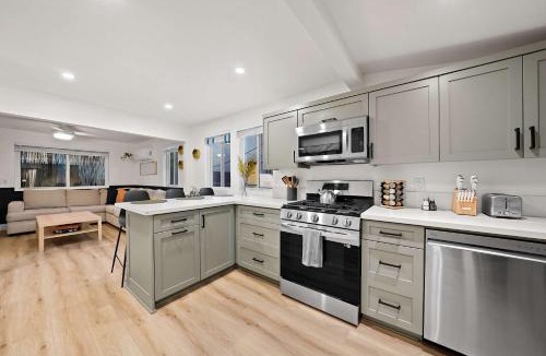 South Park House | Explore South Park from 2-Story Home Sleeps 8