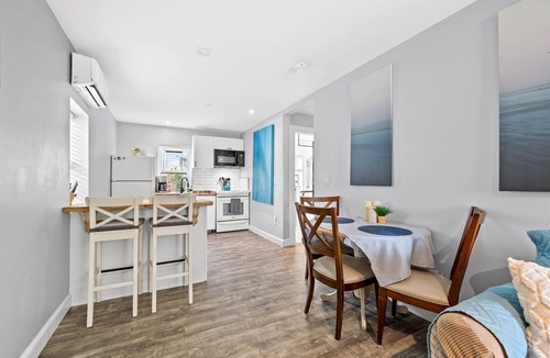 Crescent Lake House | Explore St. Pete! Bikes Included, Prime Spot