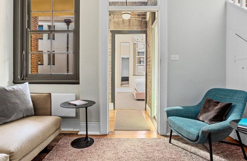 The Rocks Apartment | Explore Sydney from a convenient 3 Bedroom Unit