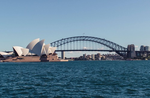 The Rocks Apartment | Explore Sydney from a convenient 3 Bedroom Unit