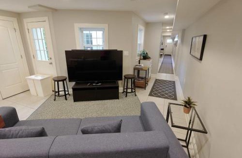Stanton Park Apartment | Explorers Paradise Walk to Capitol