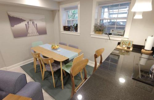 Stanton Park Apartment | Explorers Paradise Walk to Capitol