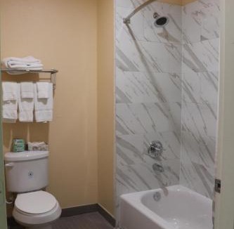 Humble Hotel | Express Inn and Suites