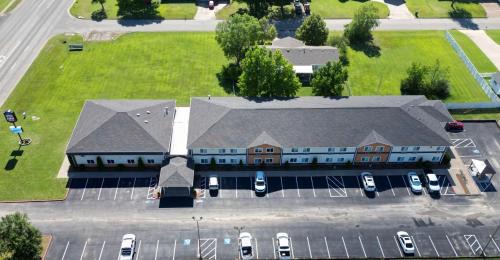 Parsons Hotel | Express Inn Parsons