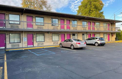 Rahway Hotel | Express Inn-Rahway