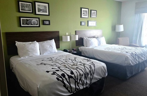 Harrisburg - Hershey Hotel | Express Inn & Suites