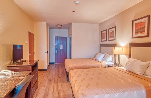 Norman Hotel | Express Inn & Suites