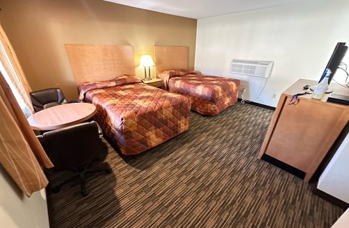 West Springfield Hotel | Express Inn