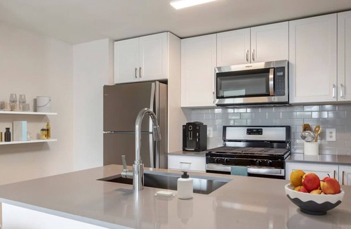 Marina del Rey Apartment | Exquisite 2BDRM in Heart of MDR