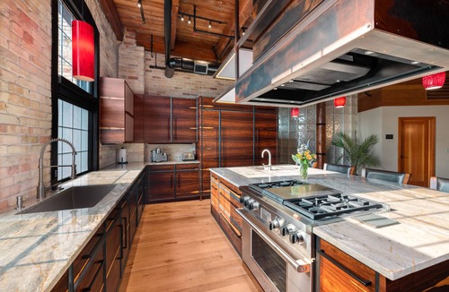 Traverse City Condo | Exquisite 3BDR Penthouse in Downtown TC