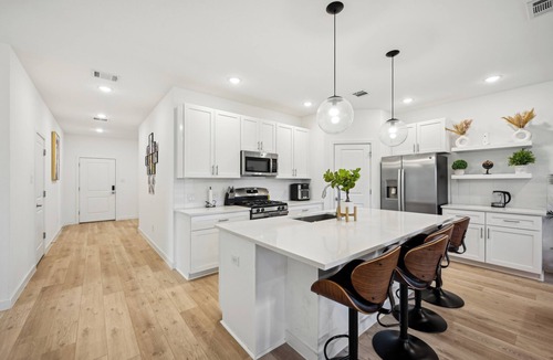 Seagoville House | Exquisite 4-bedroom family-friendly house, 16mins from downtown Dallas.